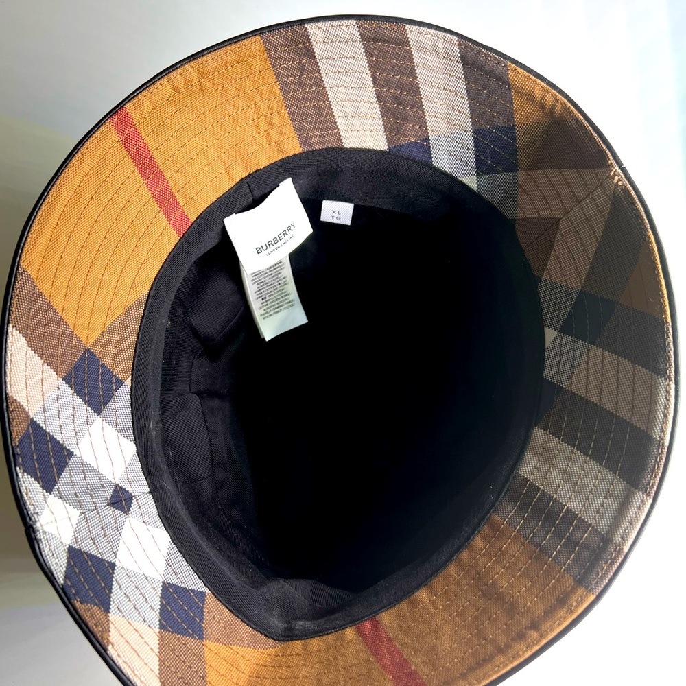 BURBERRY GIANT CHECK CANVAS BUCKET HAT